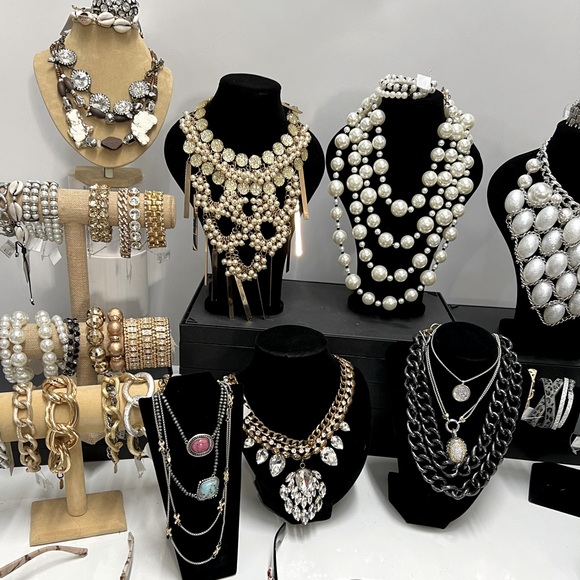 Unlisted Statement jewelry Live Auction #1-#100